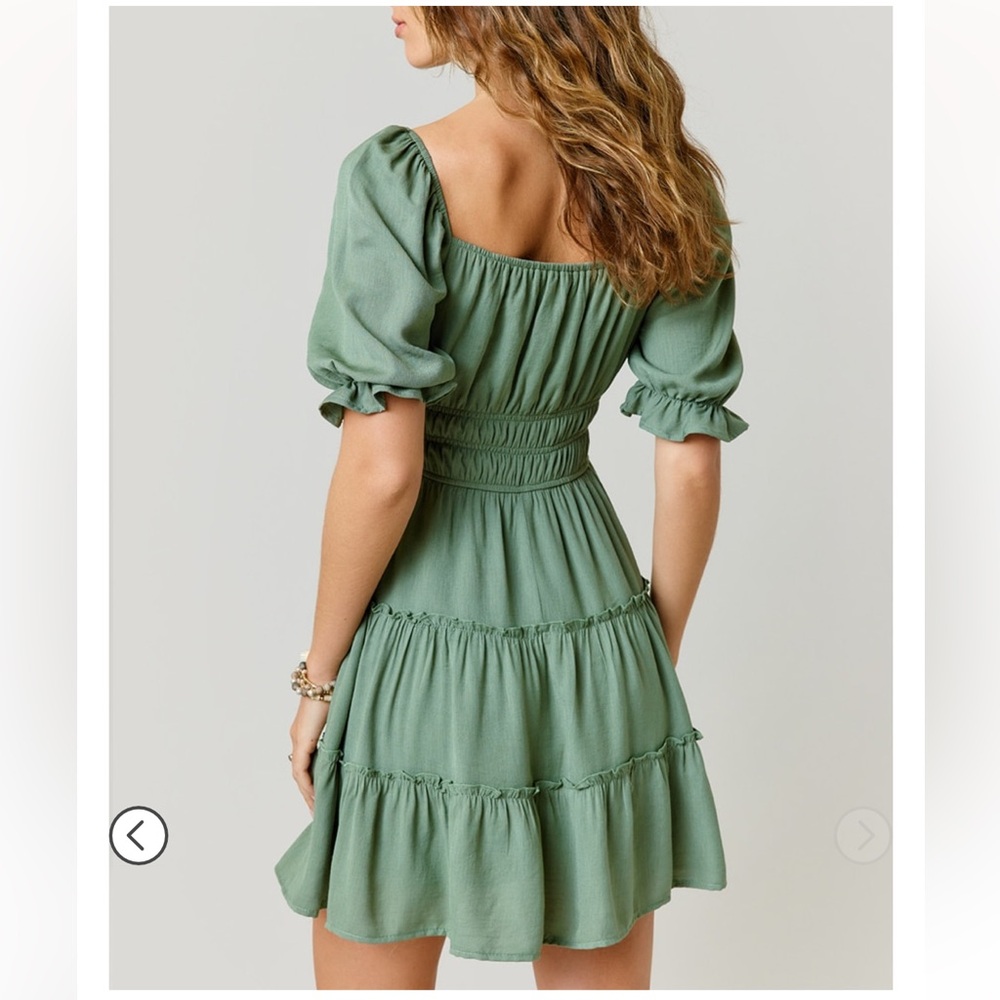 Francesa’s dress - Picture 2 of 5